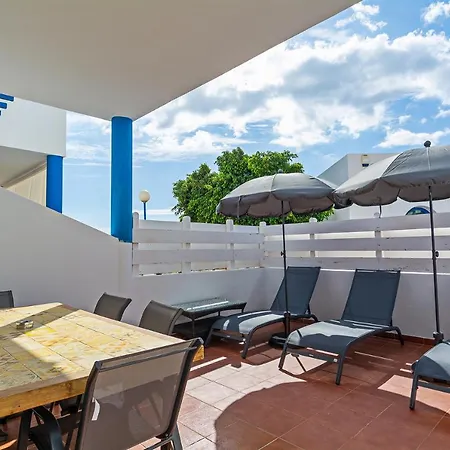 דירה 3Br Villa - Private Heated Pool & Parking *