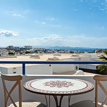 Apartment 3Br Villa - Private Heated Pool & Parking