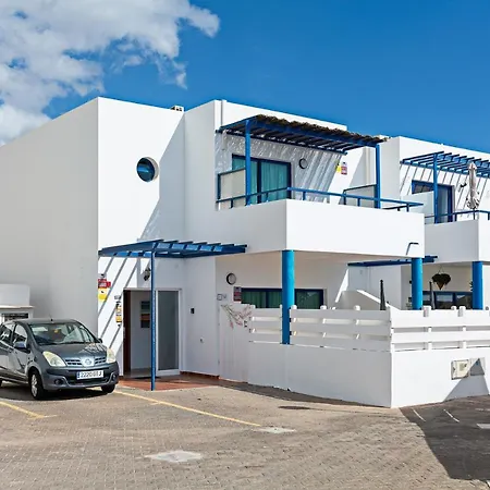 3Br Villa - Private Heated Pool & Parking Apartment Playa Blanca (Lanzarote)
